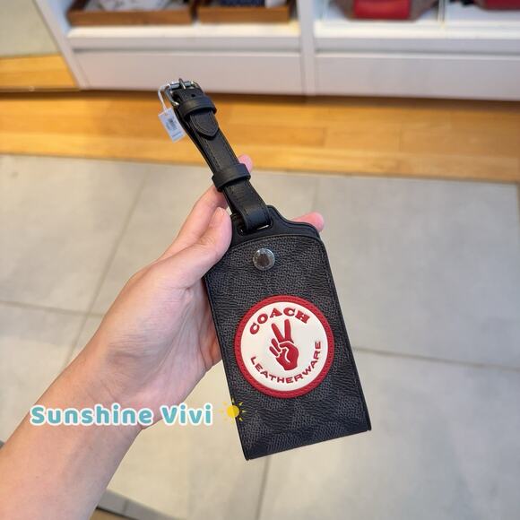 NWT Coach Luggage Tag In Signature Canvas With Patches Gunmetal/Charcoal CY898 - Picture 1 of 3